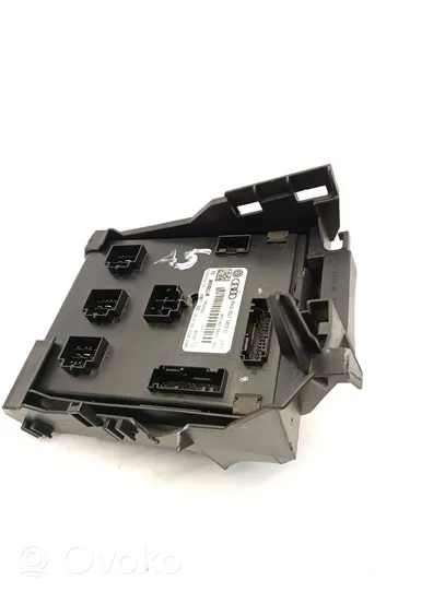 Audi A5 8T 8F Module confort 8K0907063C