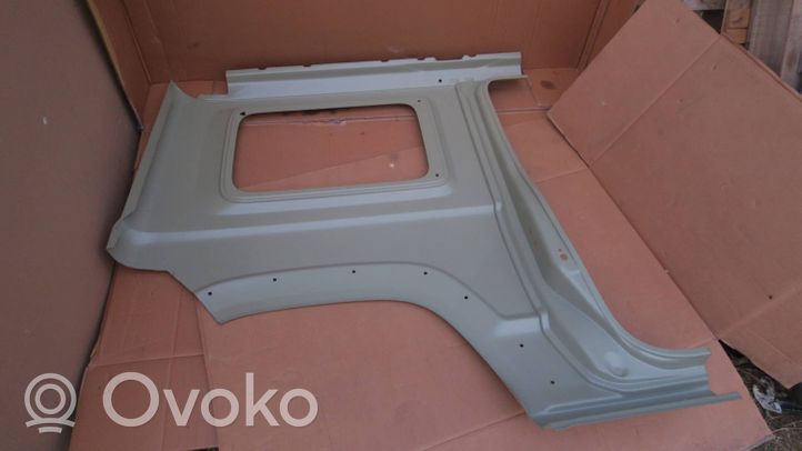 Suzuki Jimny Takalokasuojan reuna 6451178R00P31