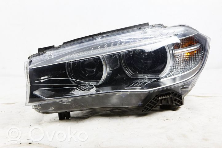 BMW X5 F15 Lampa przednia 7290053