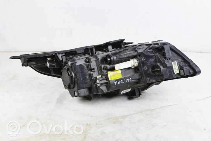 KIA Optima Priekšējais lukturis 92101D4190