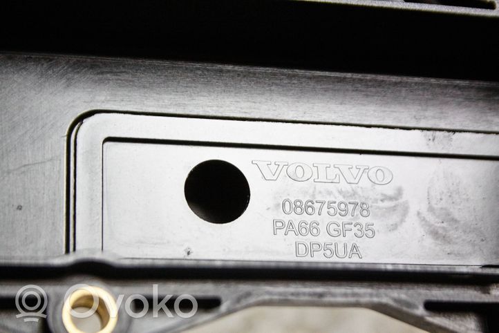Volvo S80 Pokrywa zaworów 08675978