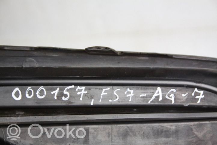 Volvo V60 Etupuskurin alempi jäähdytinsäleikkö 31455513