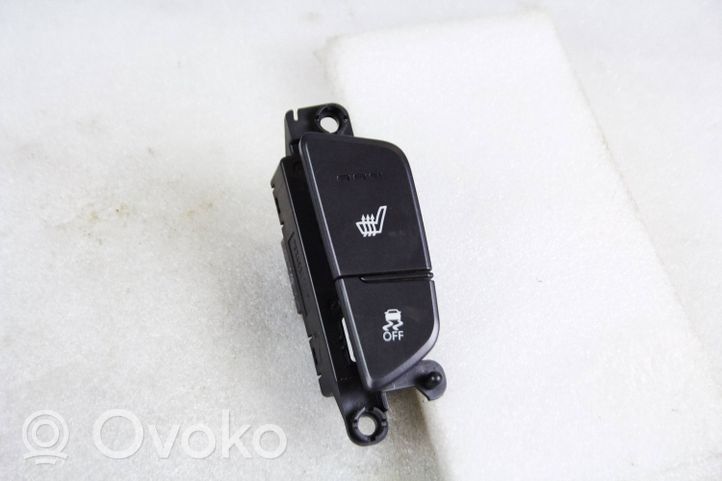 Hyundai i40 Seat heating switch 39R1CB1000