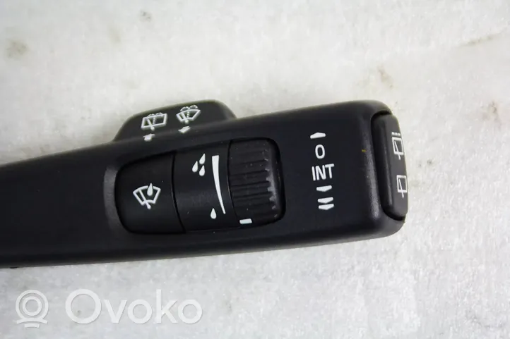 Volvo V40 Cross country Leva/interruttore dell’indicatore di direzione e tergicristallo 31456042