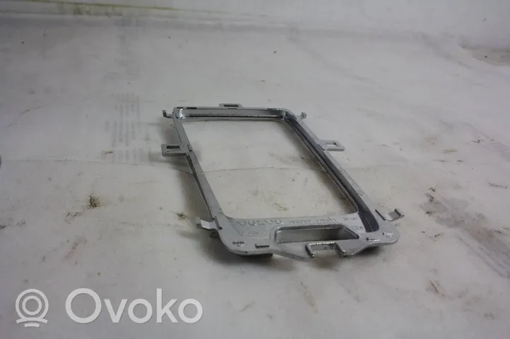 Volvo V40 Altri elementi della console centrale (tunnel) 31307327