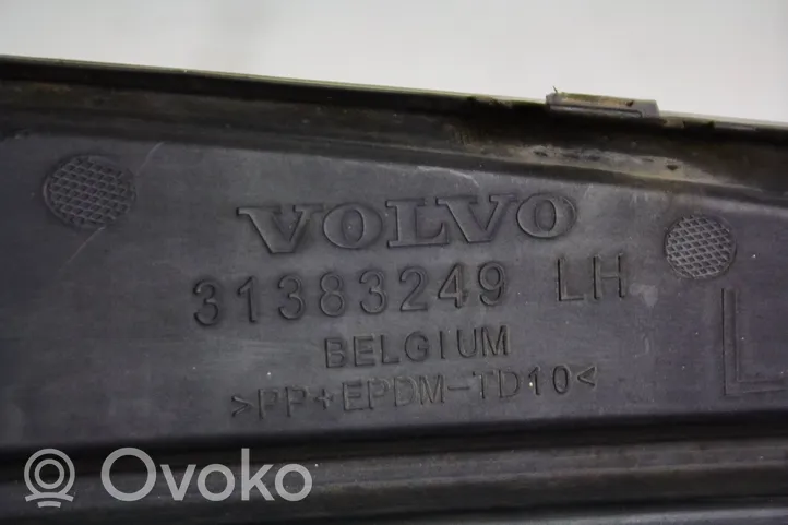 Volvo S90, V90 Etupuskurin alempi jäähdytinsäleikkö 31383249