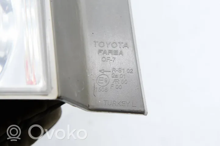Toyota Corolla Verso E121 Lampa tylna 815600f060