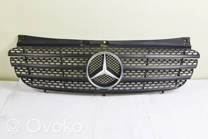 Mercedes-Benz Vito Viano W639 Front bumper upper radiator grill a6398800185