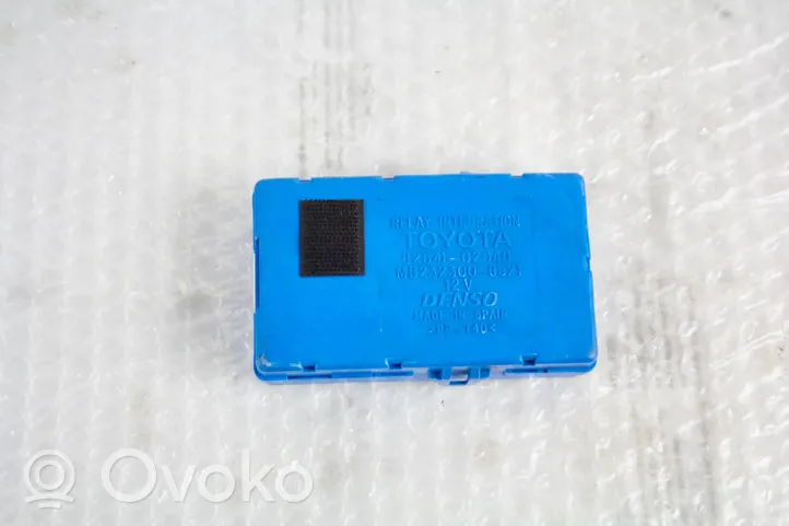 Toyota Corolla E120 E130 Module confort 8264102040