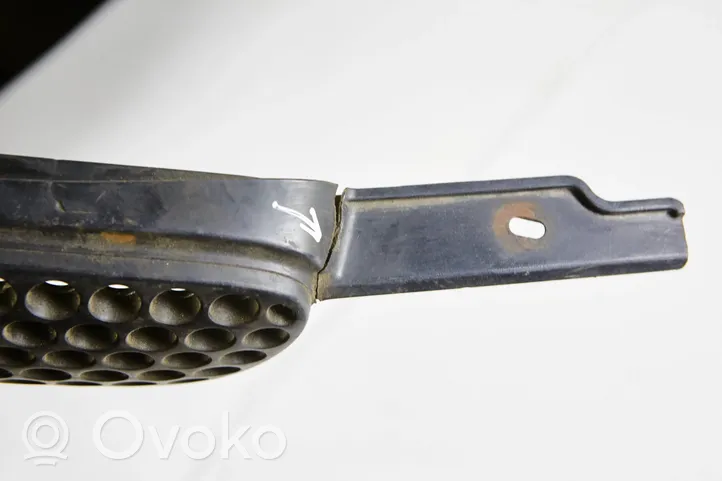 Toyota Corolla E110 Maskownica / Grill / Atrapa górna chłodnicy 531111a300