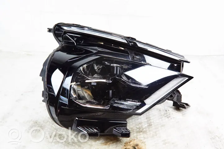 Citroen C4 III e-C4 Headlight/headlamp 73243672