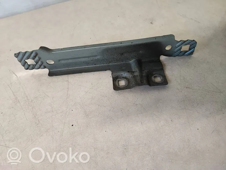 Mercedes-Benz S W222 Supporto di montaggio del parafango A2228811414