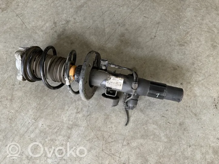 BMW 3 G20 G21 Front shock absorber/damper 6895053