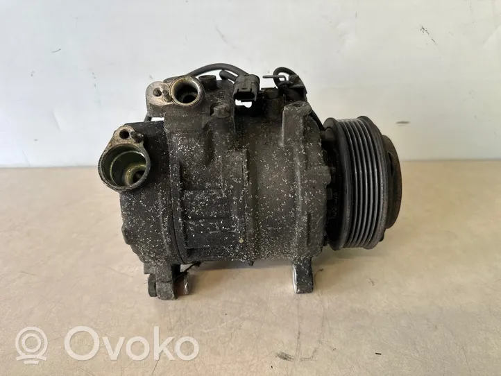 BMW 5 F10 F11 Air conditioning (A/C) compressor (pump) 7SBU17A