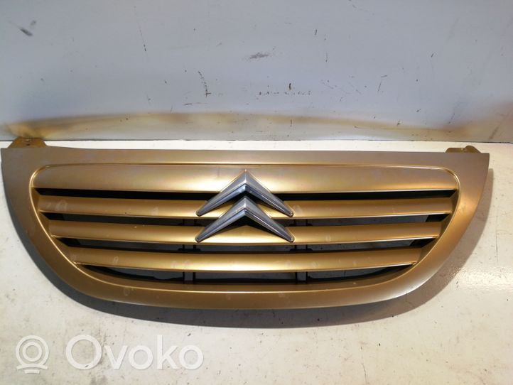 Citroen C3 Grille calandre supérieure de pare-chocs avant 9647156577