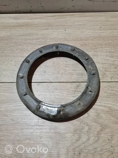 BMW 3 E46 Anello/dado di bloccaggio della vite della pompa del carburante nel serbatoio 1182904