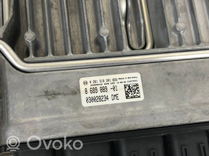 BMW 7 G11 G12 Блок управления двигателя 8669889