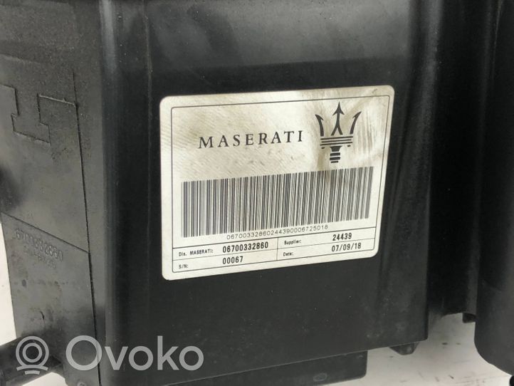 Maserati Levante Tyhjiösäiliö 06700332860