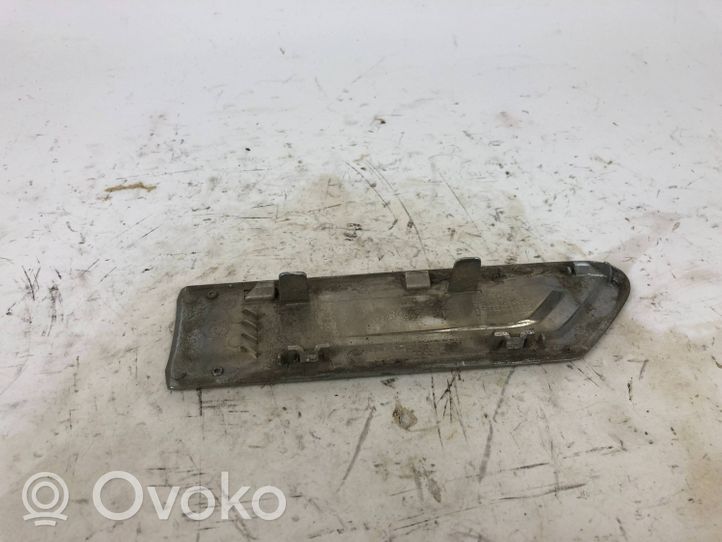 BMW 7 F01 F02 F03 F04 Listwa / Nakładka na błotnik przedni 7298869