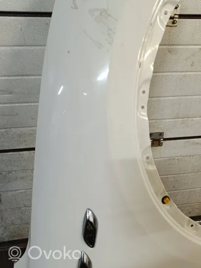 Maserati Levante Kotflügel 