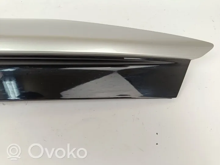 Toyota Mirai Listwa / Nakładka na błotnik przedni 6011862010