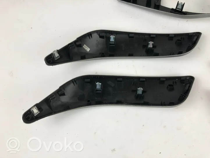 BMW 1 F20 F21 Set di rivestimento del pannello della portiera 9205356