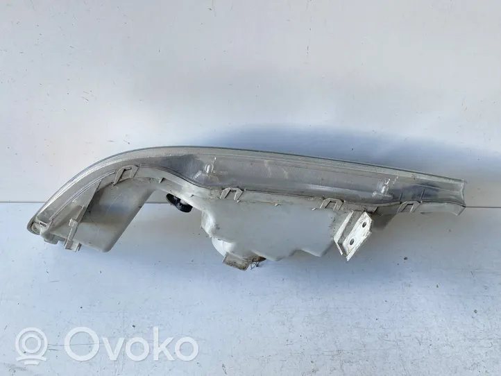 Honda Odyssey Lampa przednia 