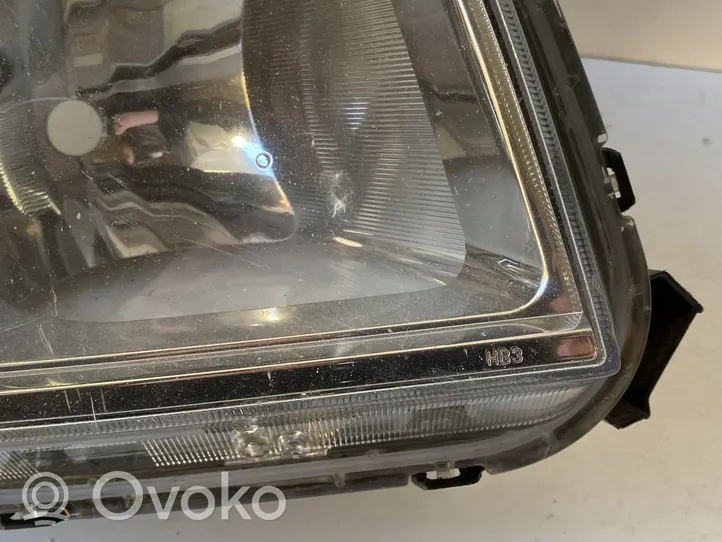 Honda Pilot I Lampa przednia 