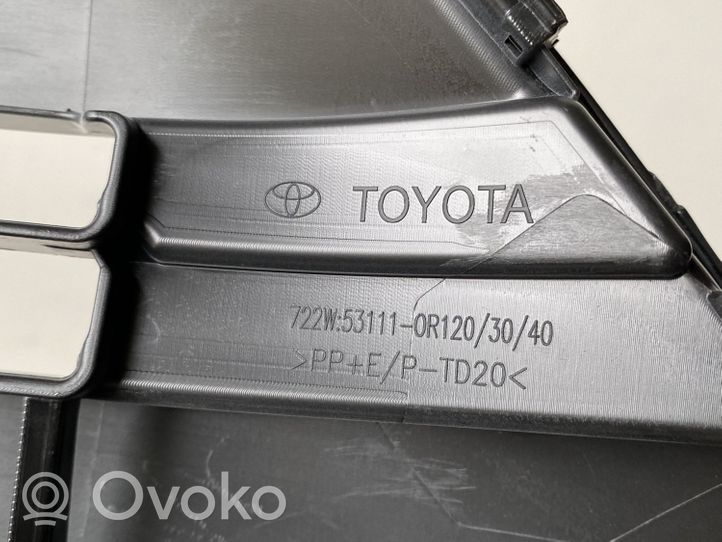 Toyota RAV 4 (XA50) Grille calandre supérieure de pare-chocs avant 531110R120