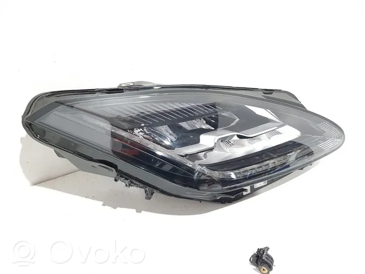 Jaguar E-Pace Lampa przednia M9C313W029BB