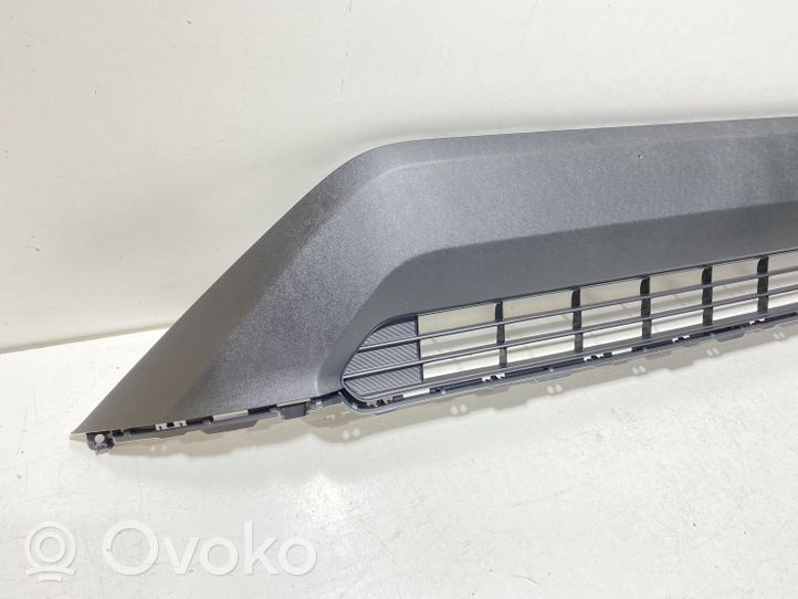Toyota RAV 4 (XA50) Etupuskurin alempi jäähdytinsäleikkö 531130R091