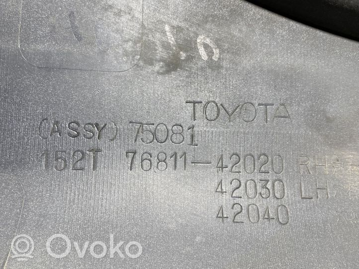 Toyota RAV 4 (XA10) Rekisterikilven kehys/pidike 7681142020