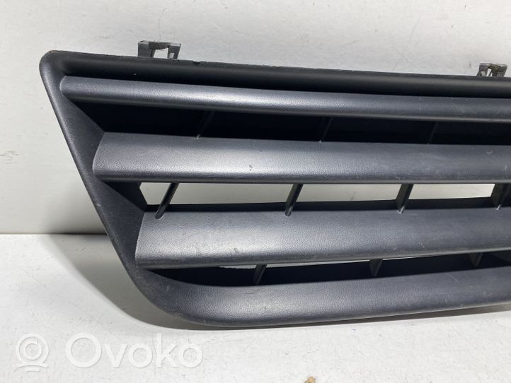 Renault Modus Kratka dolna zderzaka przedniego 8200259248