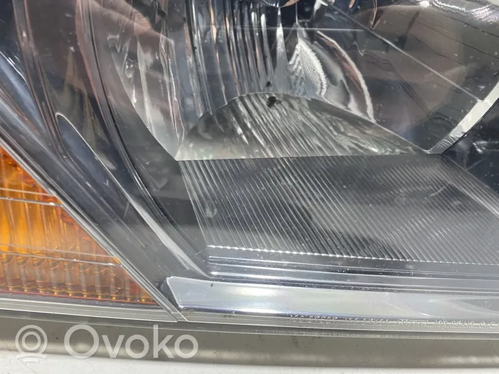 Mitsubishi Pajero Lampa przednia 10087507