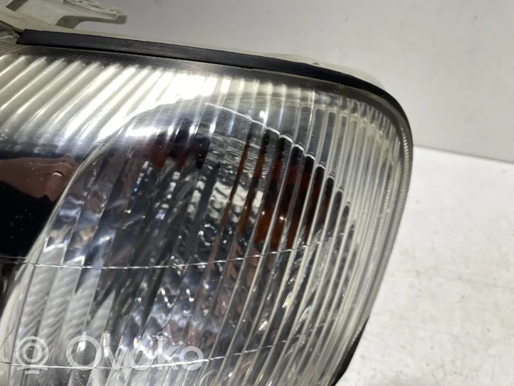 Hyundai Accent Headlight/headlamp 92101250