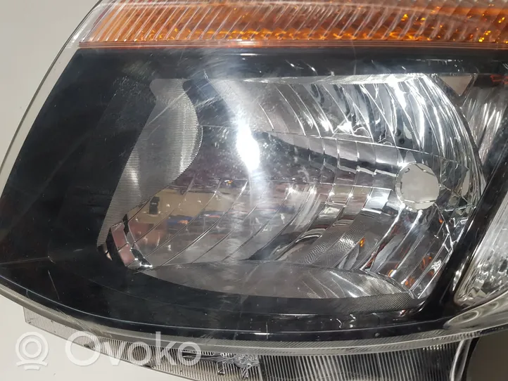 Ford Ranger Lampa przednia 