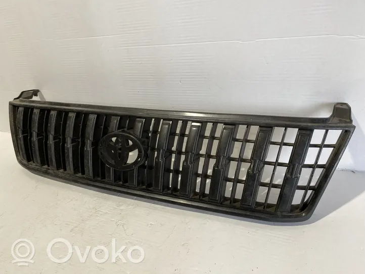 Toyota Land Cruiser (HDJ90) Maskownica / Grill / Atrapa górna chłodnicy 5310060080