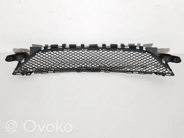 Mercedes-Benz C W205 Grille inférieure de pare-chocs avant A2058852123