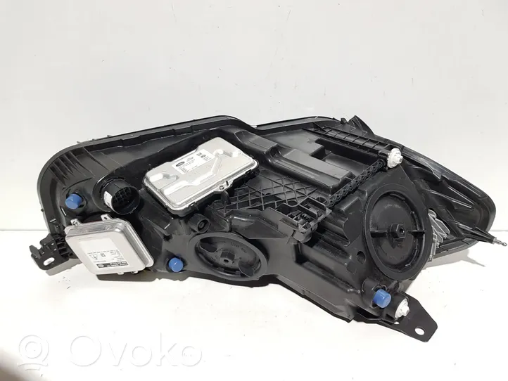 Jaguar XE Lampa przednia GX7313W030EG