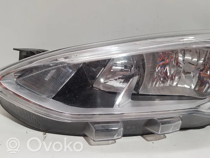 Ford Focus Phare frontale JX7B13W030AE