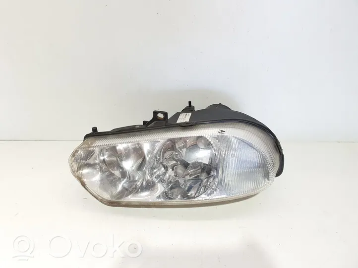 Alfa Romeo 156 Lampa przednia 60620135