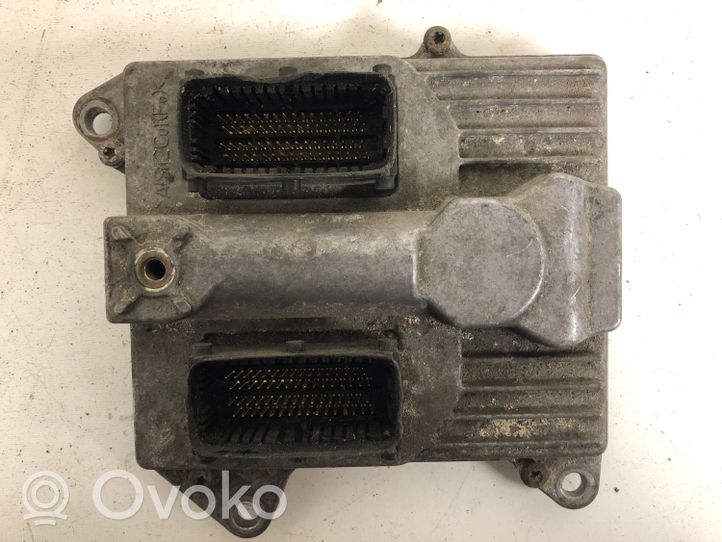 Opel Zafira B Calculateur moteur ECU 55353843