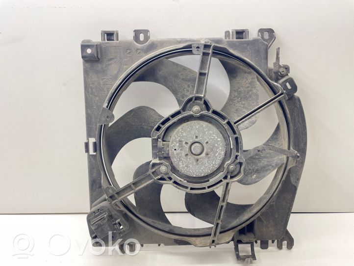 Nissan Note (E11) Kale ventilateur de radiateur refroidissement moteur 