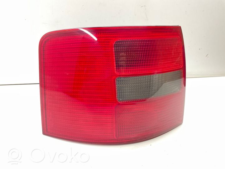 Audi A6 S6 C5 4B Lampa tylna 