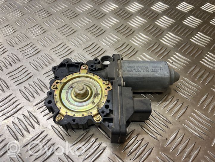 Audi A3 S3 8L Fensterhebermotor Tür vorne 77460034