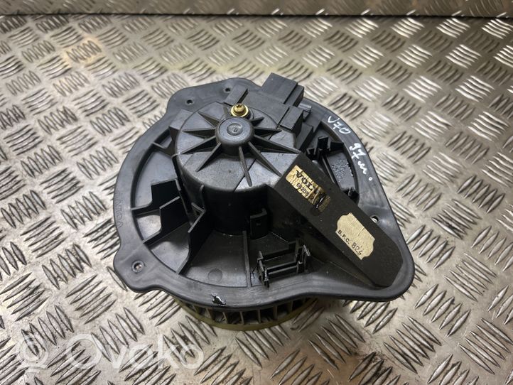 Volvo S70  V70  V70 XC Heater fan/blower 6820812