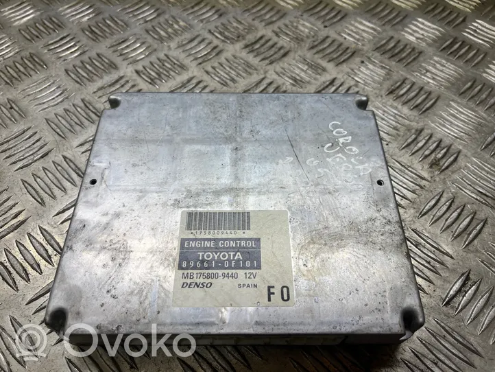 Toyota Corolla Verso E121 Variklio valdymo blokas 896610F101