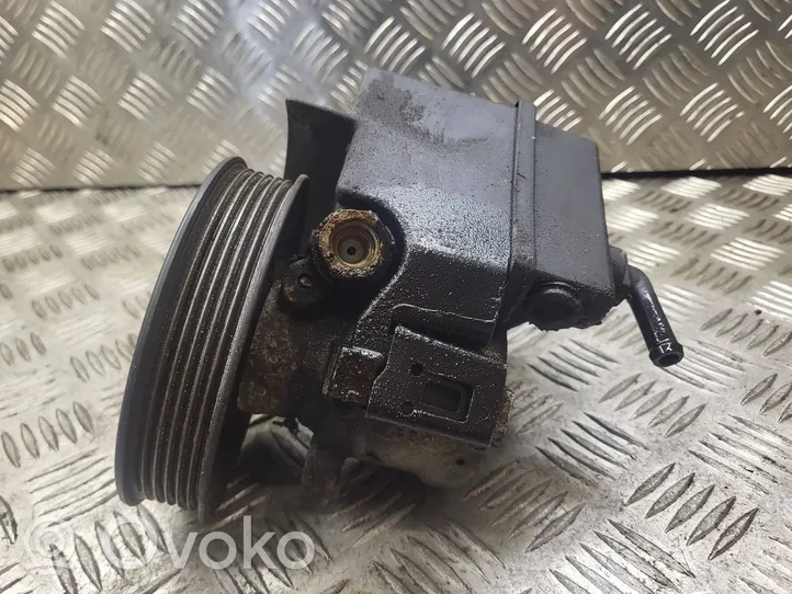 Volvo S70  V70  V70 XC Power steering pump 