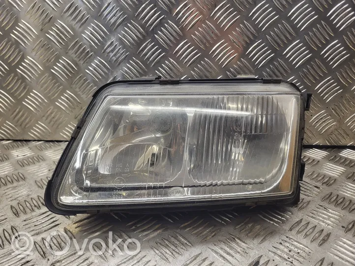 Audi A3 S3 8L Lampa przednia 963035