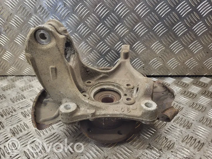 Volkswagen PASSAT B6 Front wheel hub 